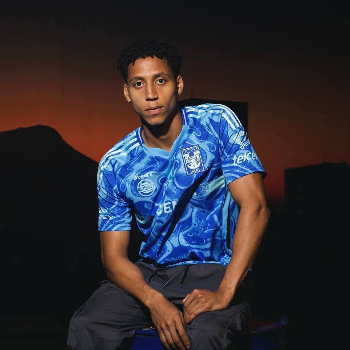 Jersey Tigres Visita 25/26 - Camiseta Liga MX - RPJersey